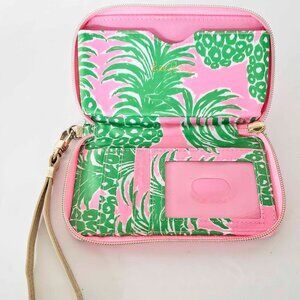 Lilly Pulitzer Pink Green Pineapple Zip Around Wristlet